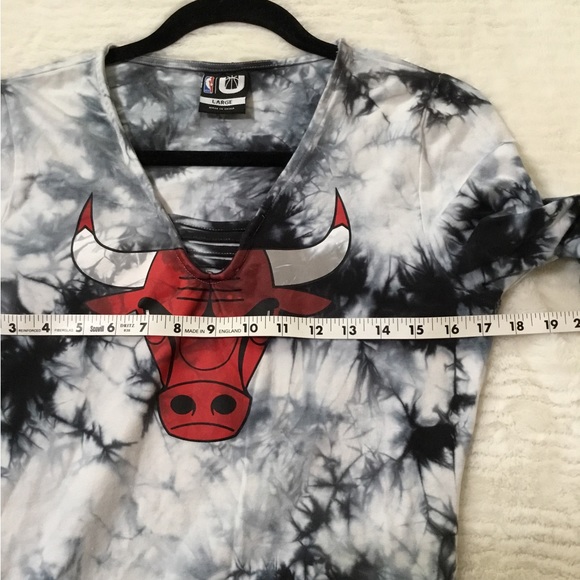 Chicago Bulls Tie Dye Bodysuit Large - Picture 3 of 6